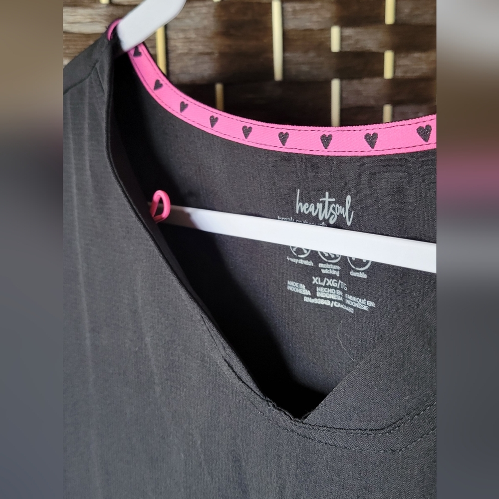 Black V-Neck Women's Top - Picture 3 of 5